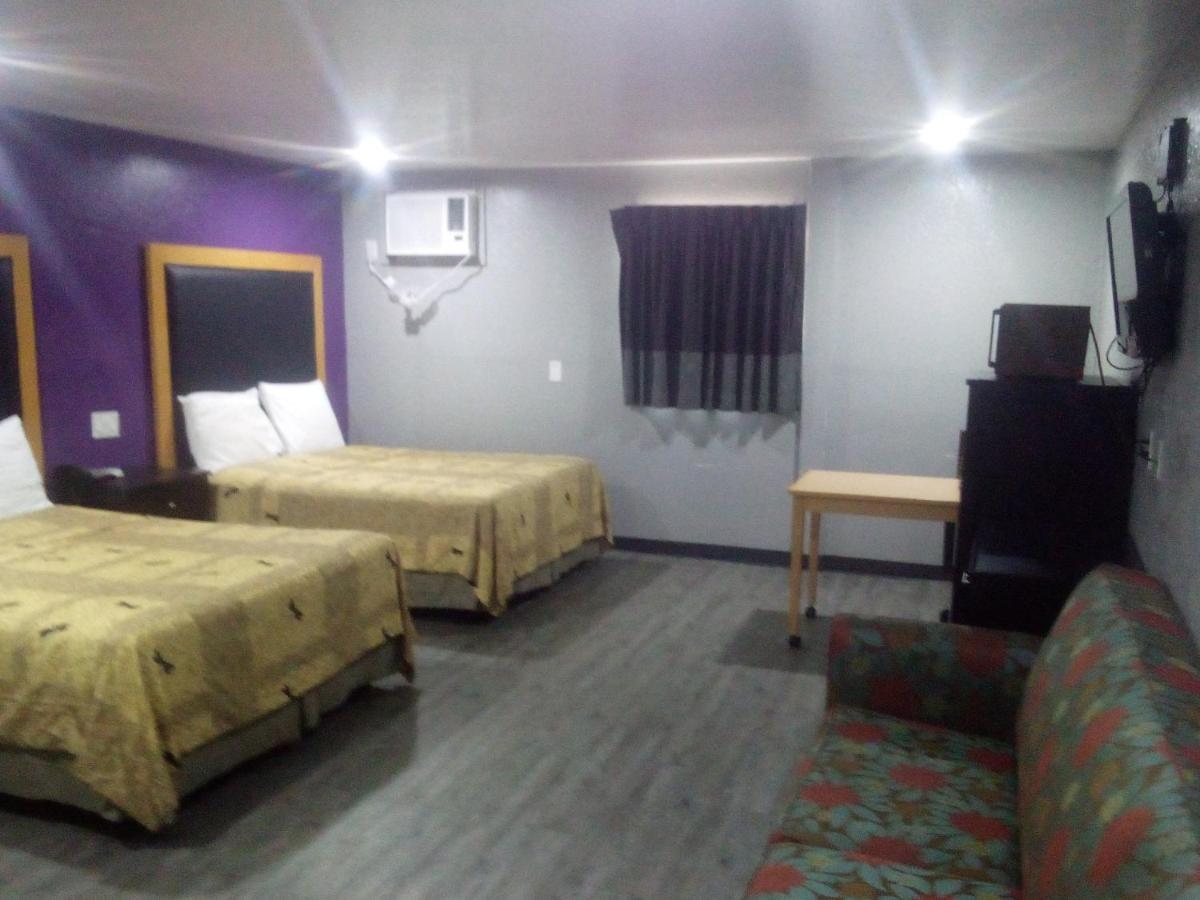 Coachman'S Inn & Suites Waldron ภายนอก รูปภาพ
