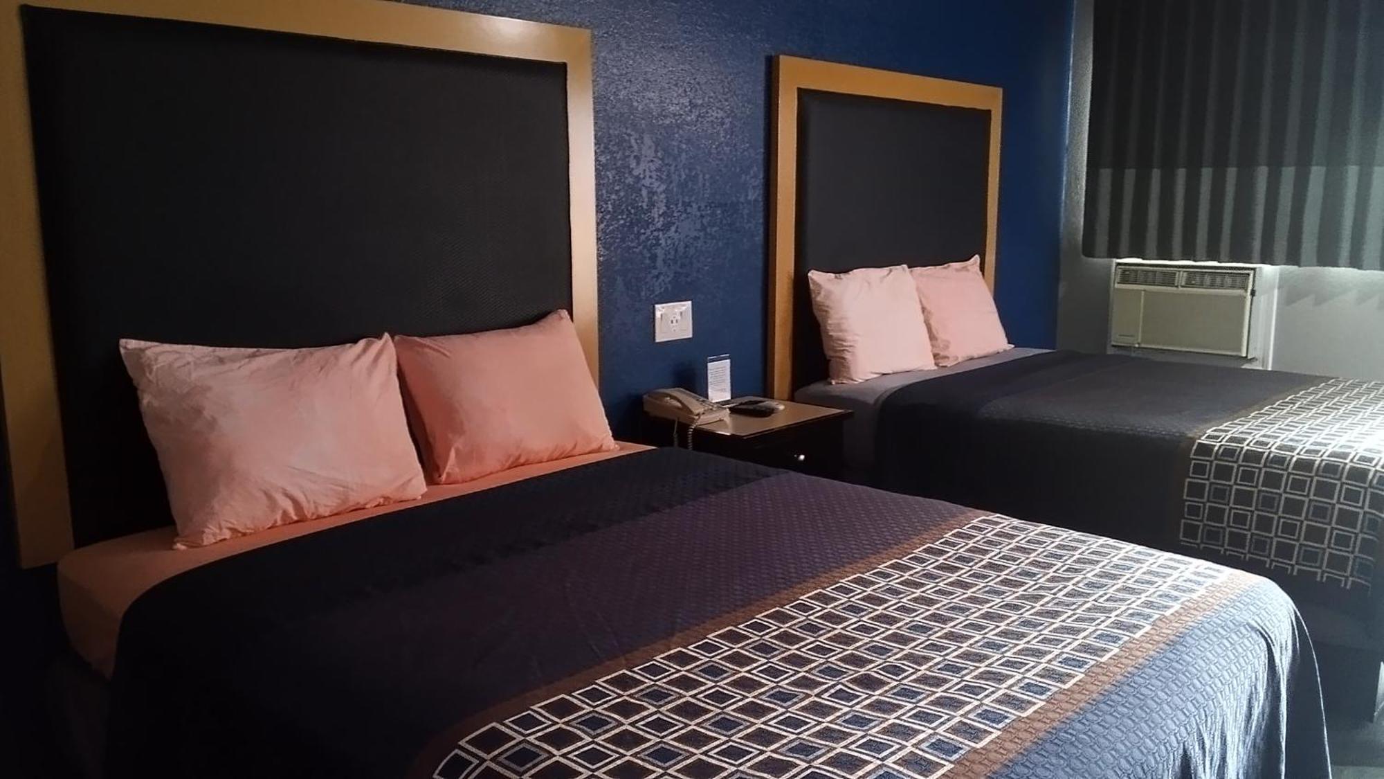 Coachman'S Inn & Suites Waldron ภายนอก รูปภาพ